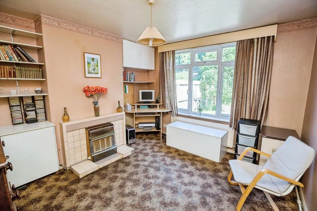 3 bed Semi-Detached