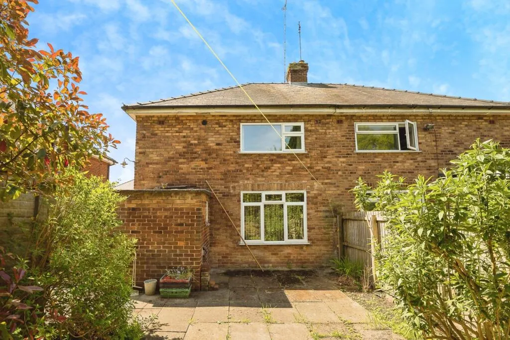 3 bed Semi-Detached