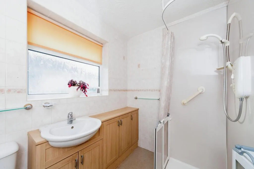 2 bed Bungalow