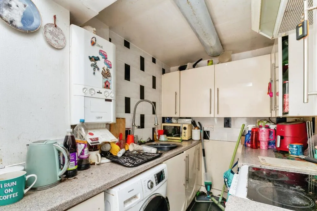 2 bed Semi-Detached