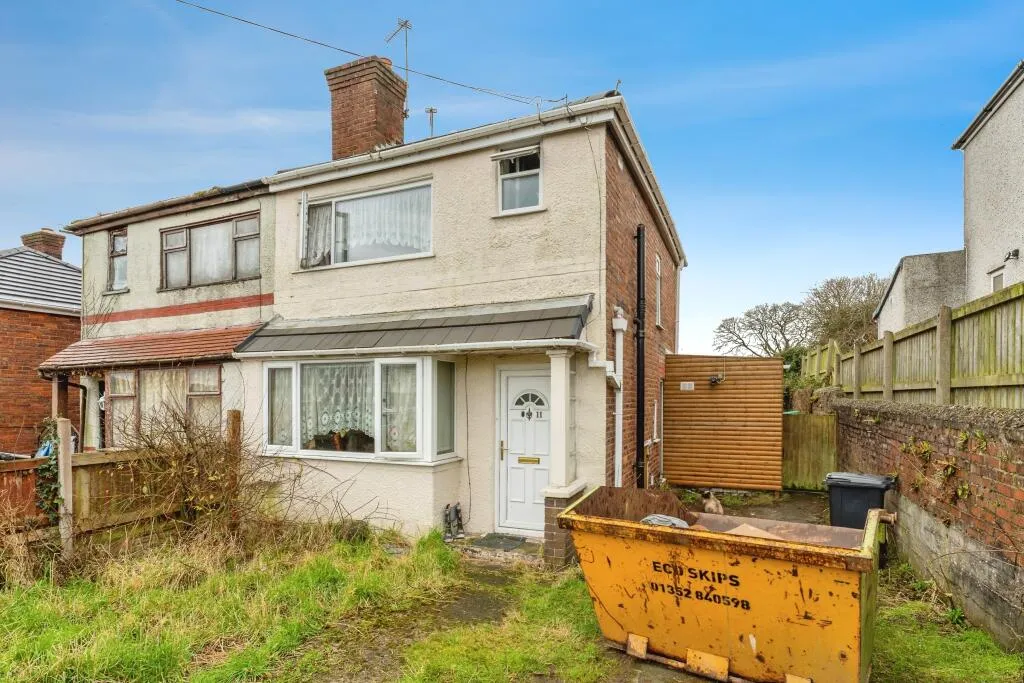 2 bed Semi-Detached