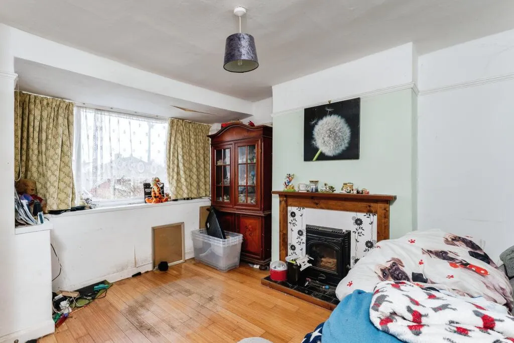 2 bed Semi-Detached