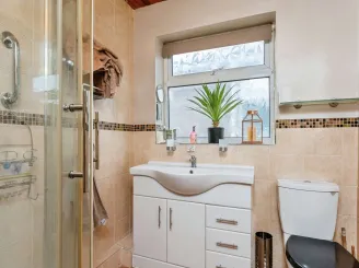 2 bed Detached Bungalow