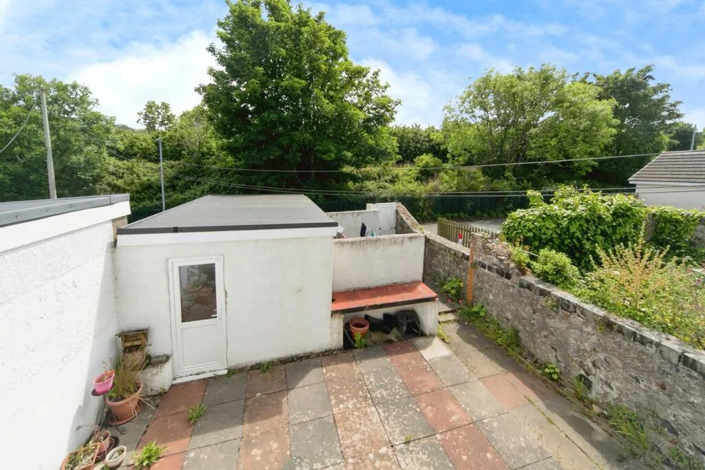2 bed Apartment
