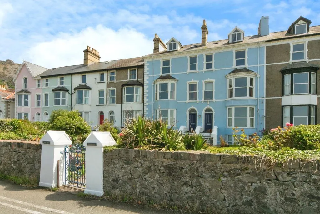 2 bed Apartment