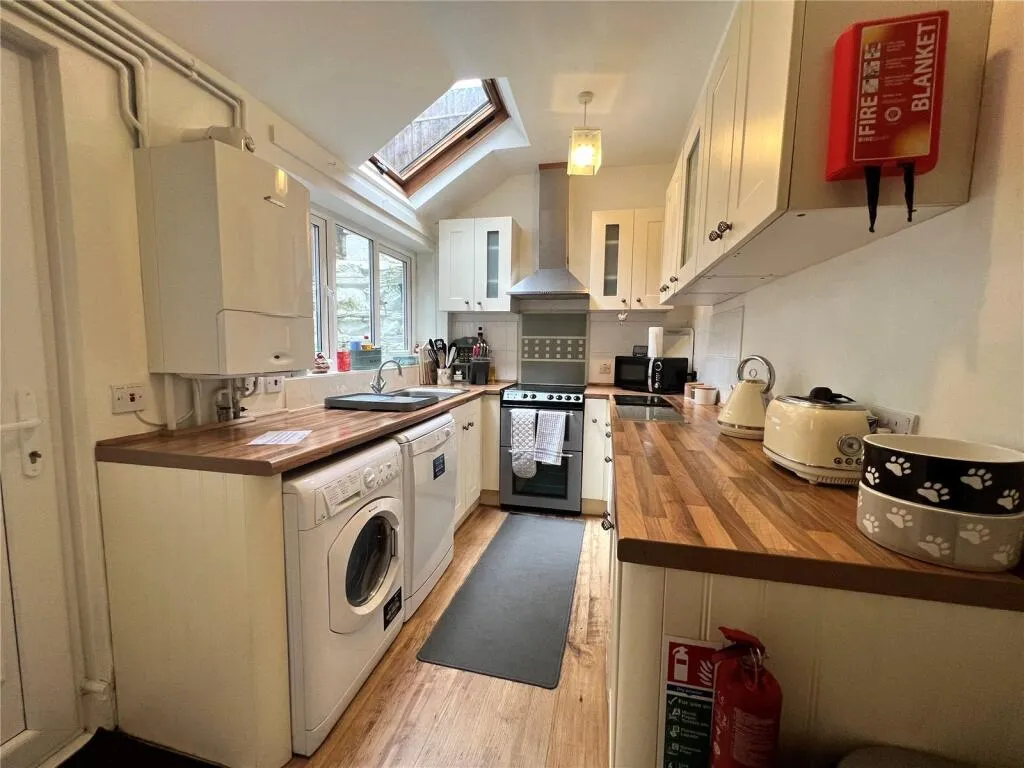 2 bed End of Terrace