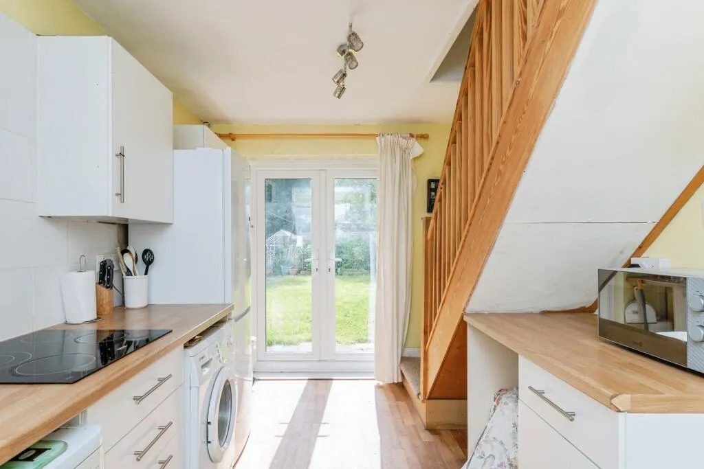 2 bed Semi-Detached Bungalow