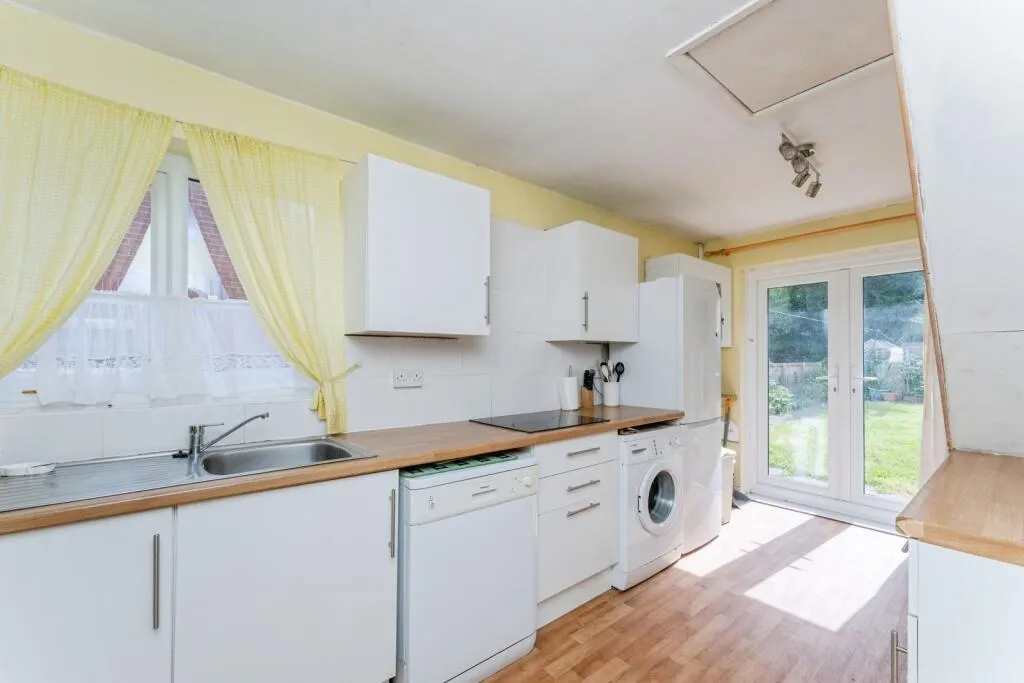 2 bed Semi-Detached Bungalow