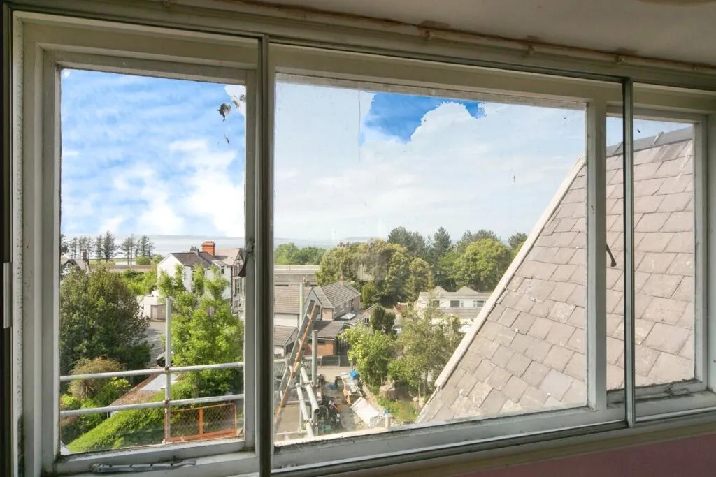 3 bed Maisonette