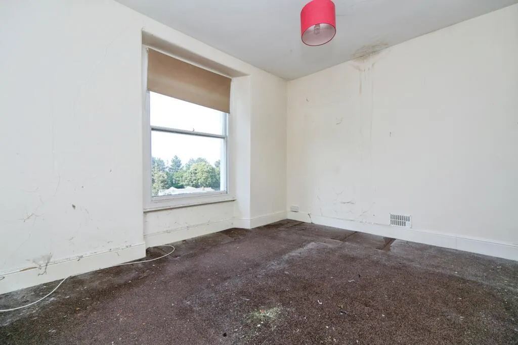 3 bed Maisonette