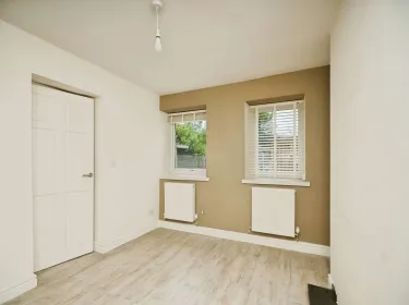2 bed Detached