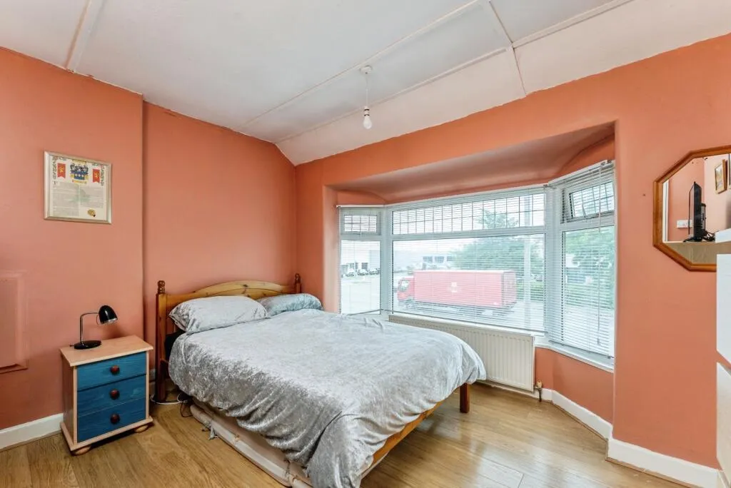 2 bed Semi-Detached