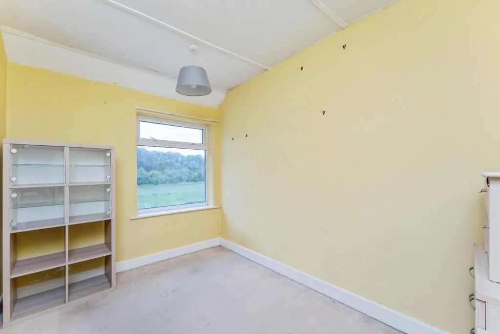2 bed Semi-Detached