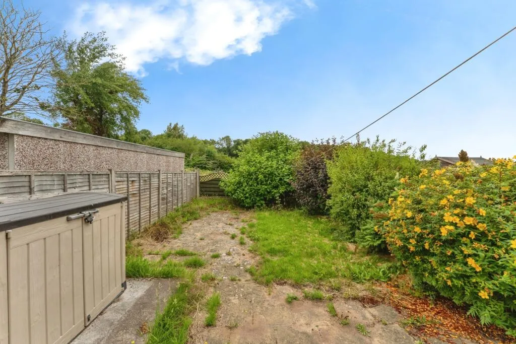 2 bed Semi-Detached