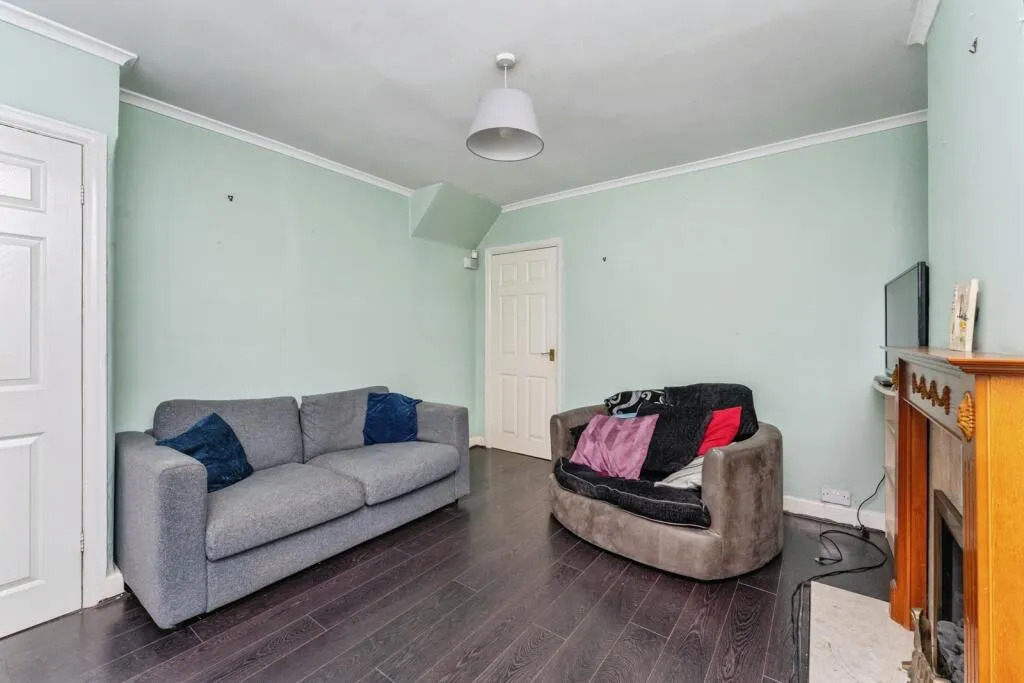 2 bed Semi-Detached