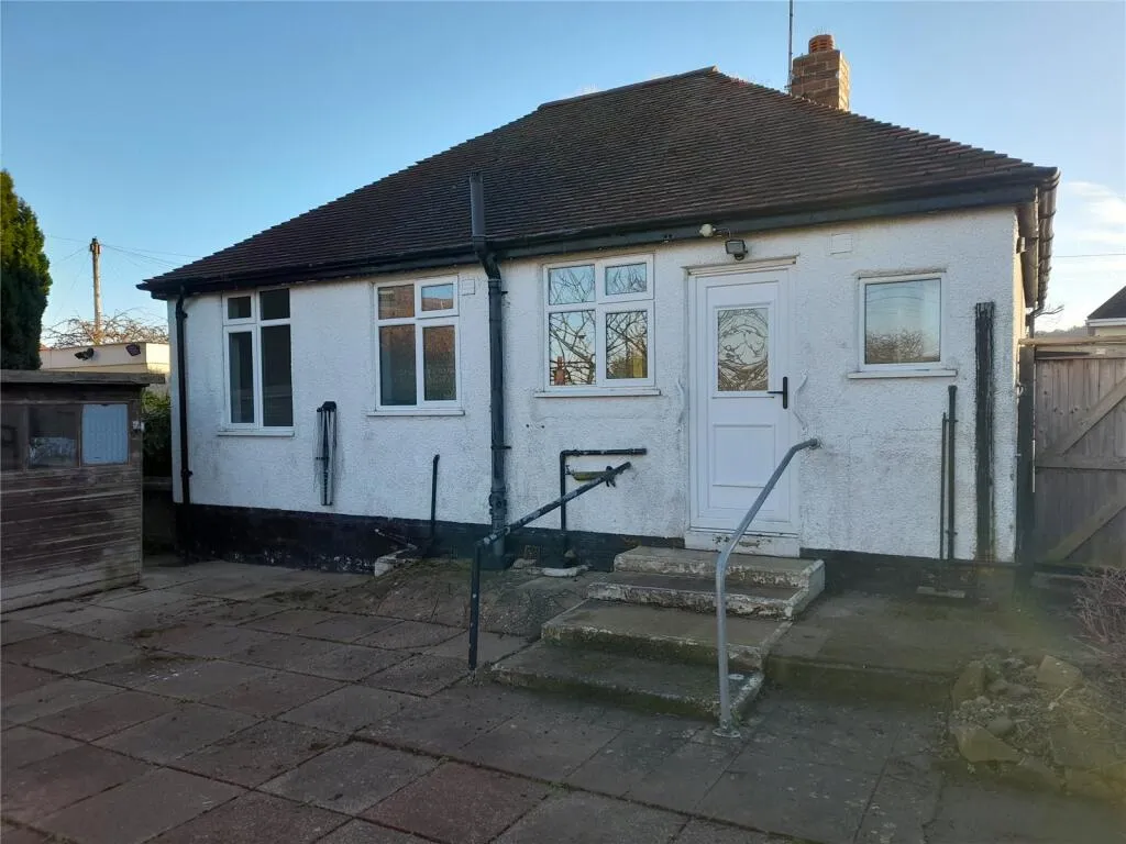2 bed Detached Bungalow