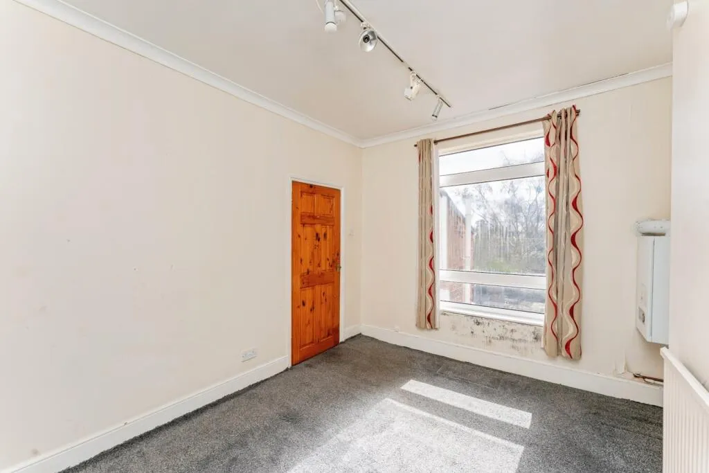 2 bed Terraced