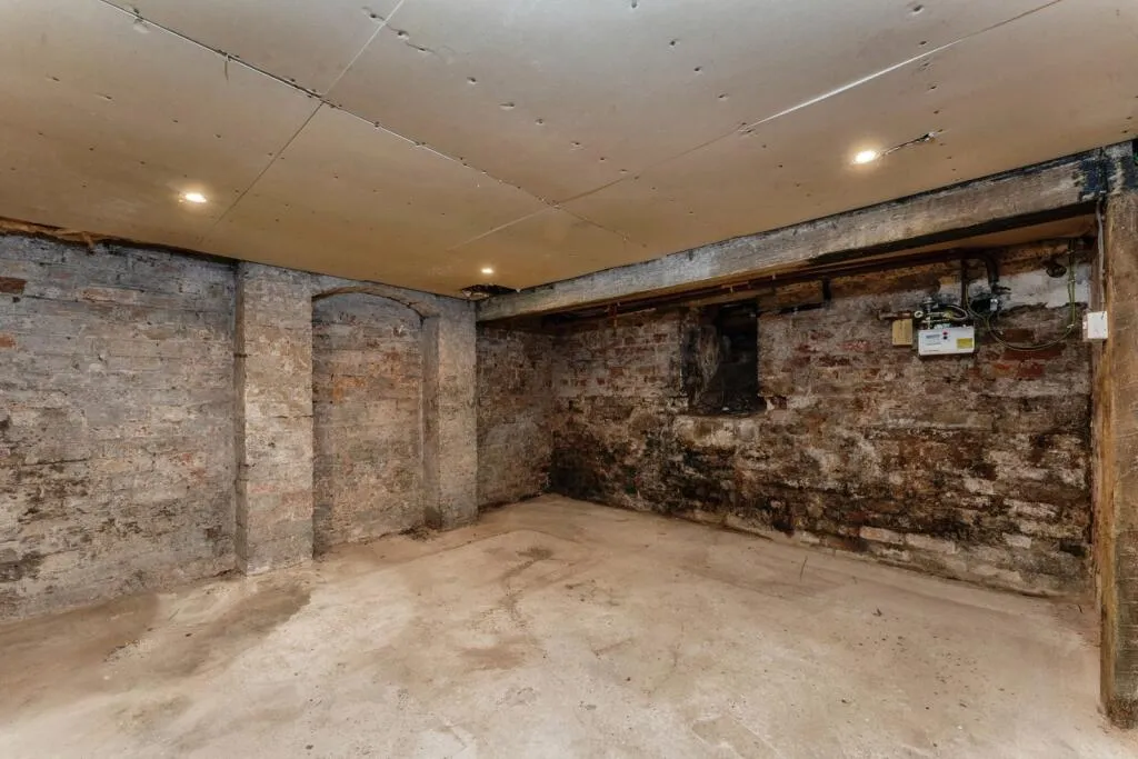 2 bed Terraced