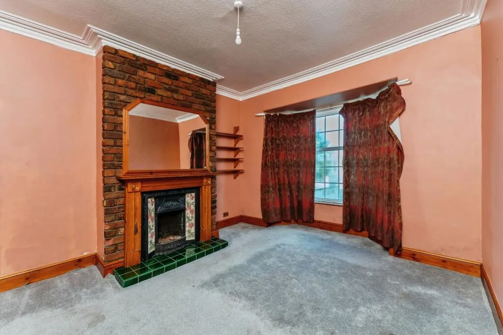 2 bed Terraced