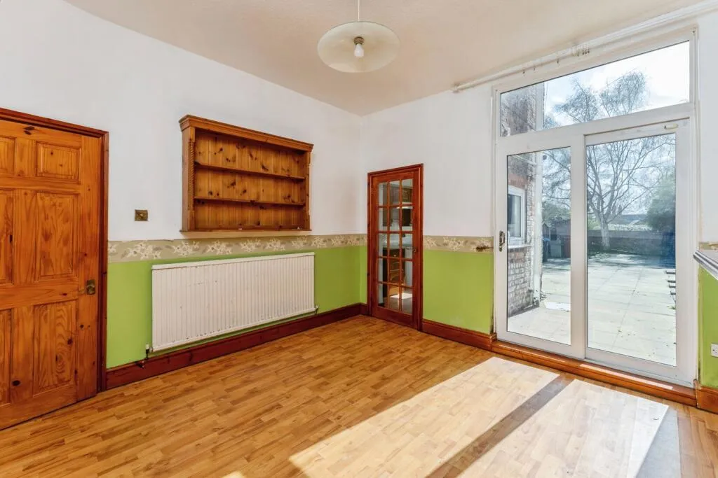 2 bed Terraced