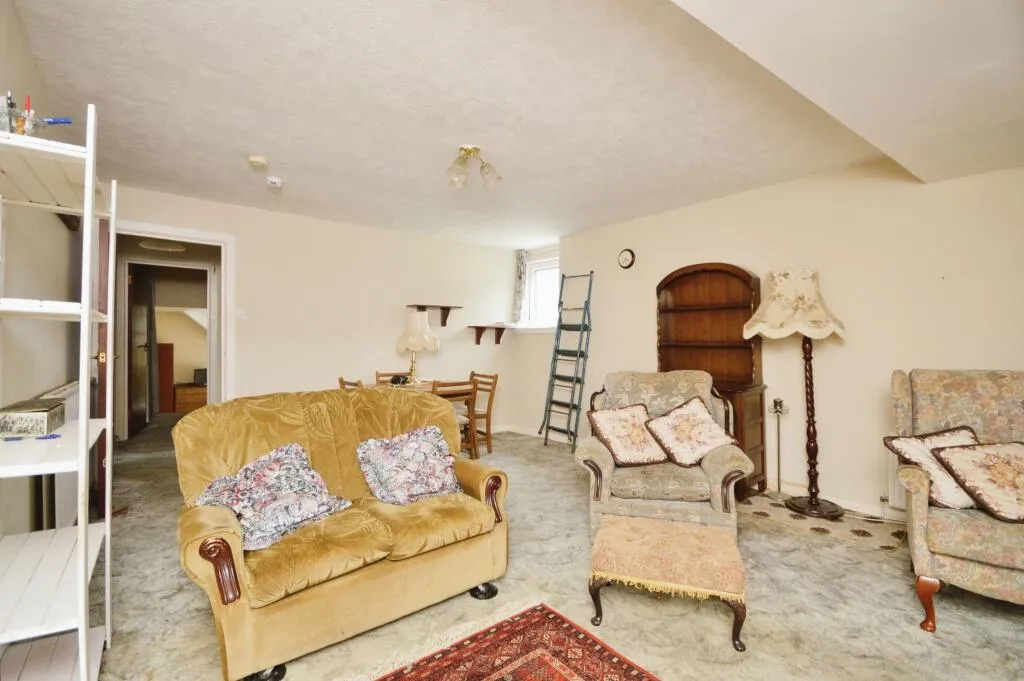 2 bed Block of Apartments