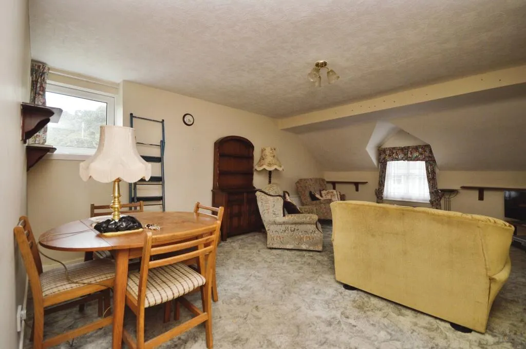 2 bed Block of Apartments