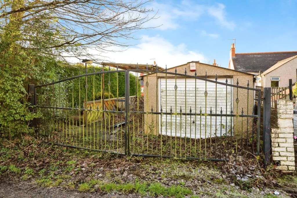 3 bed Detached
