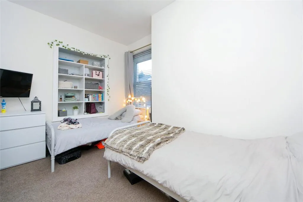 3 bed Semi-Detached