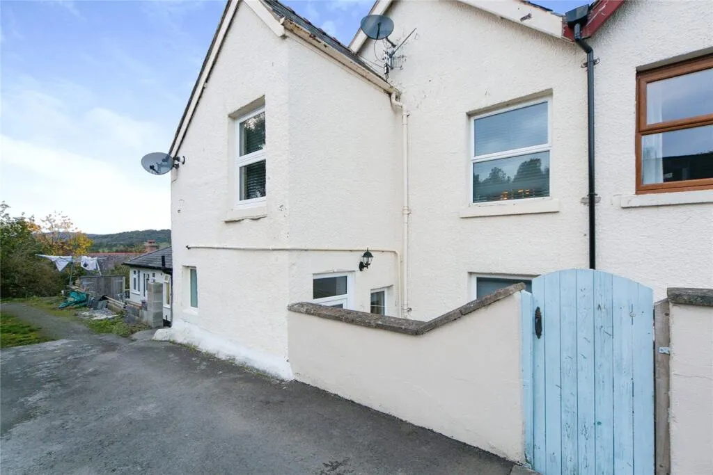 3 bed Semi-Detached