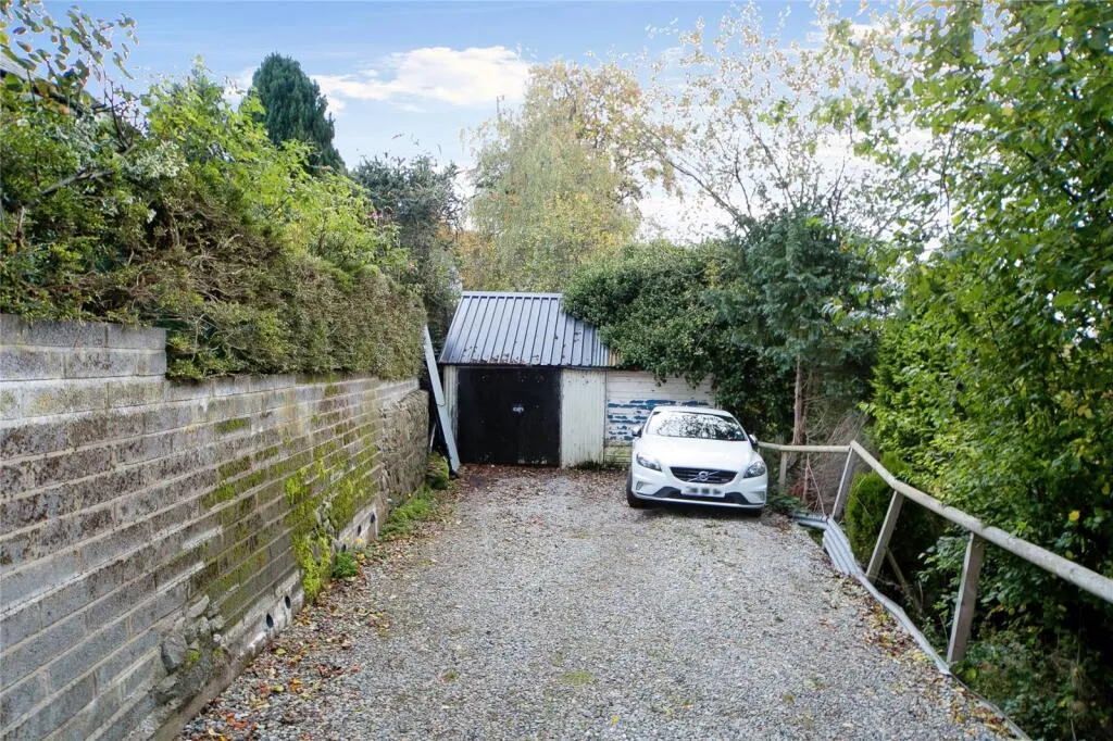 3 bed Semi-Detached