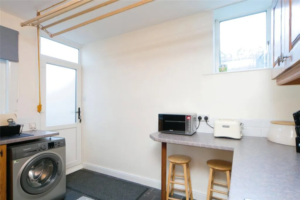 3 bed Semi-Detached
