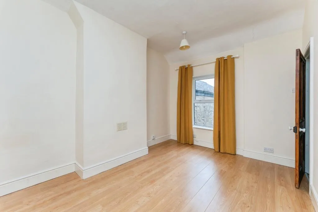 2 bed Terraced