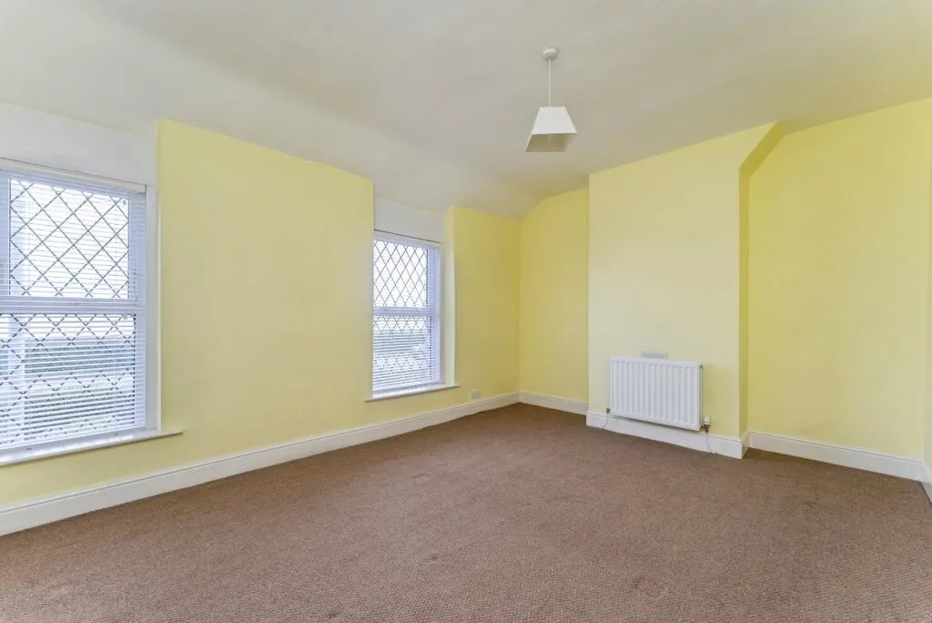 2 bed Terraced