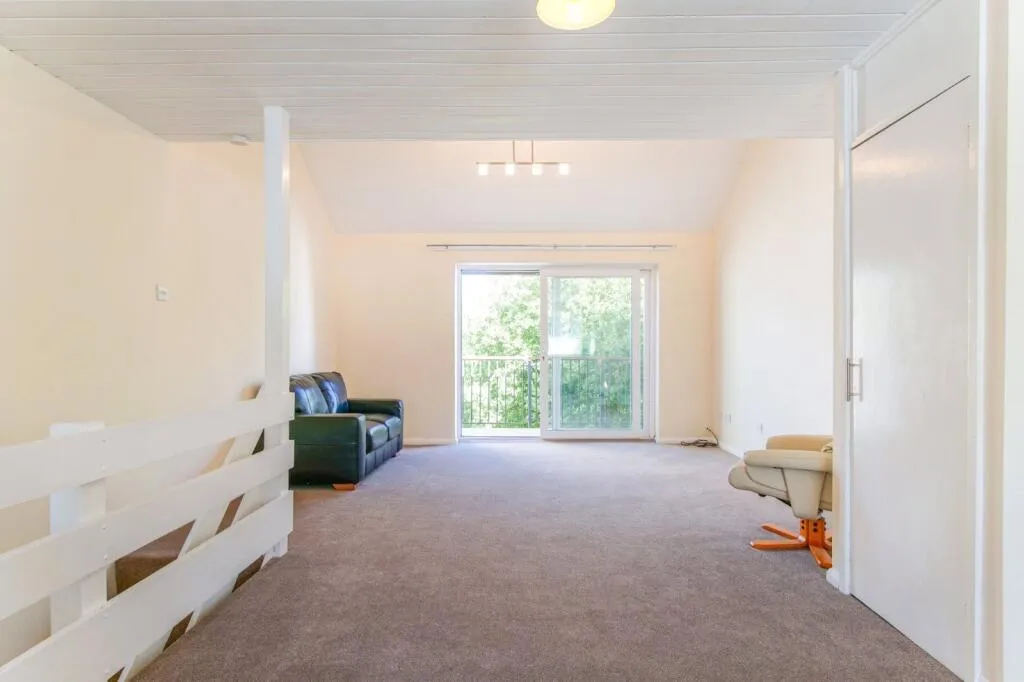 2 bed Town House