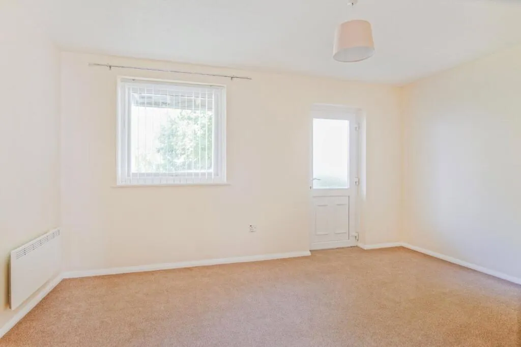 2 bed Town House