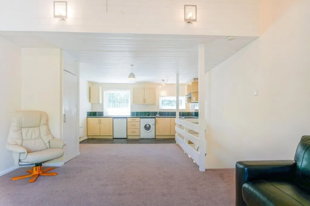 2 bed Town House