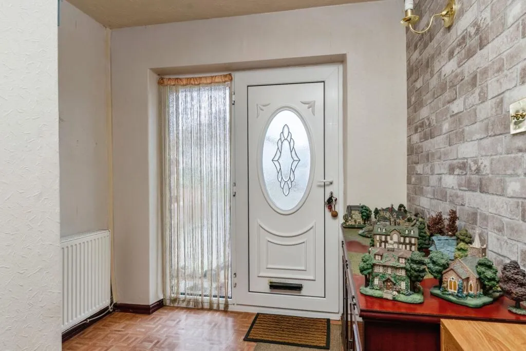 3 bed Semi-Detached