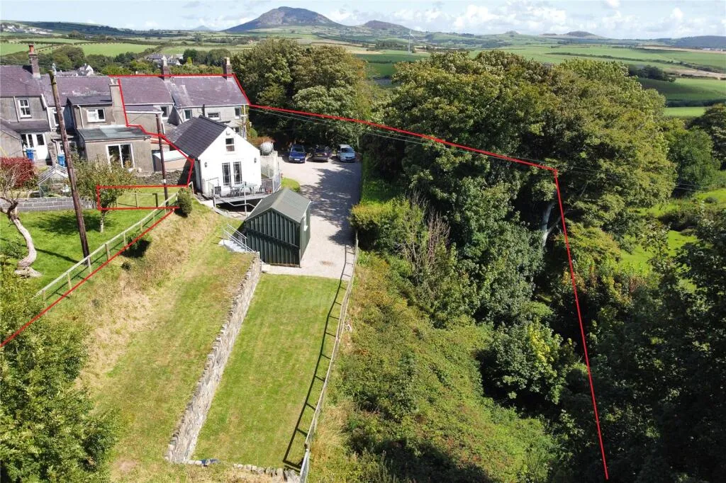 5 bed End of Terrace