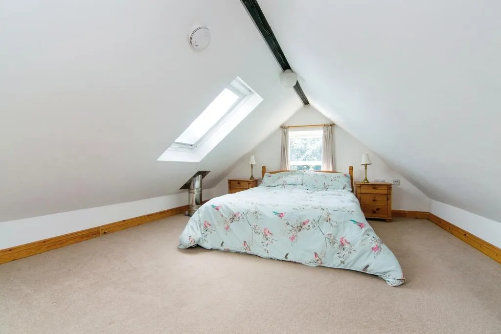 5 bed End of Terrace