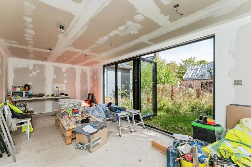 5 bed Detached