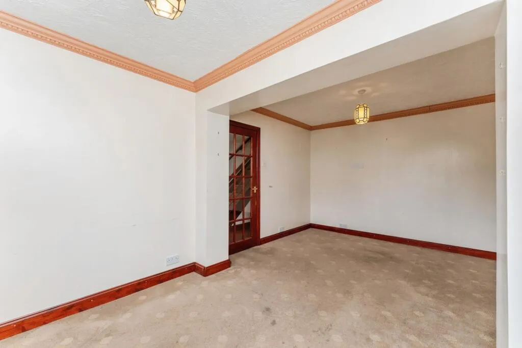 2 bed House