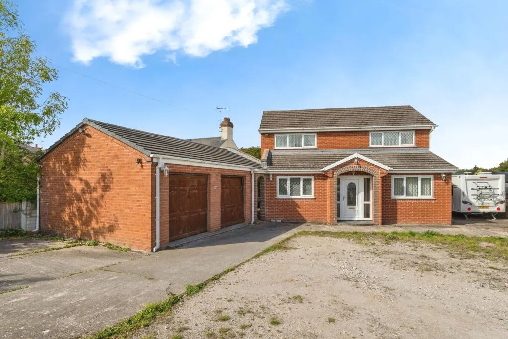 2 bed House