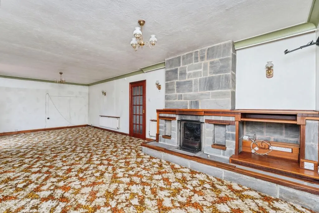 2 bed House