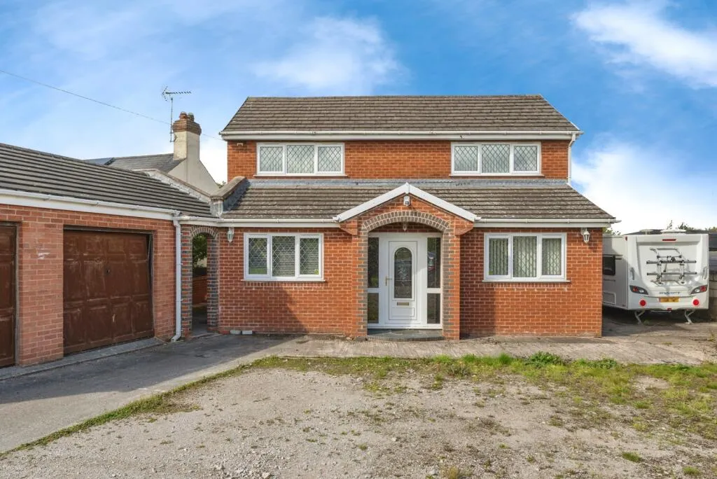 2 bed House