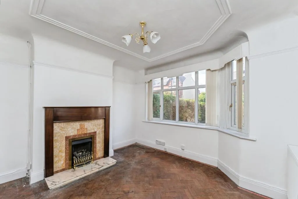 3 bed Semi-Detached