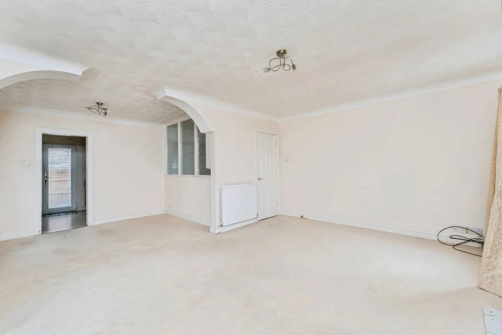 3 bed Detached Bungalow