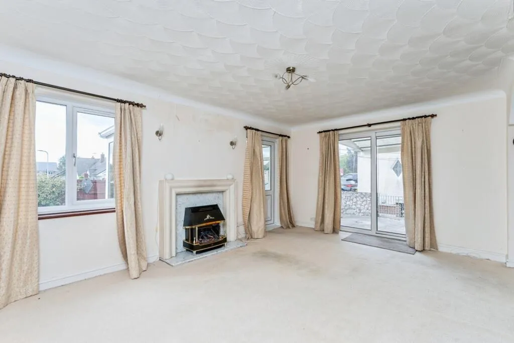 3 bed Detached Bungalow