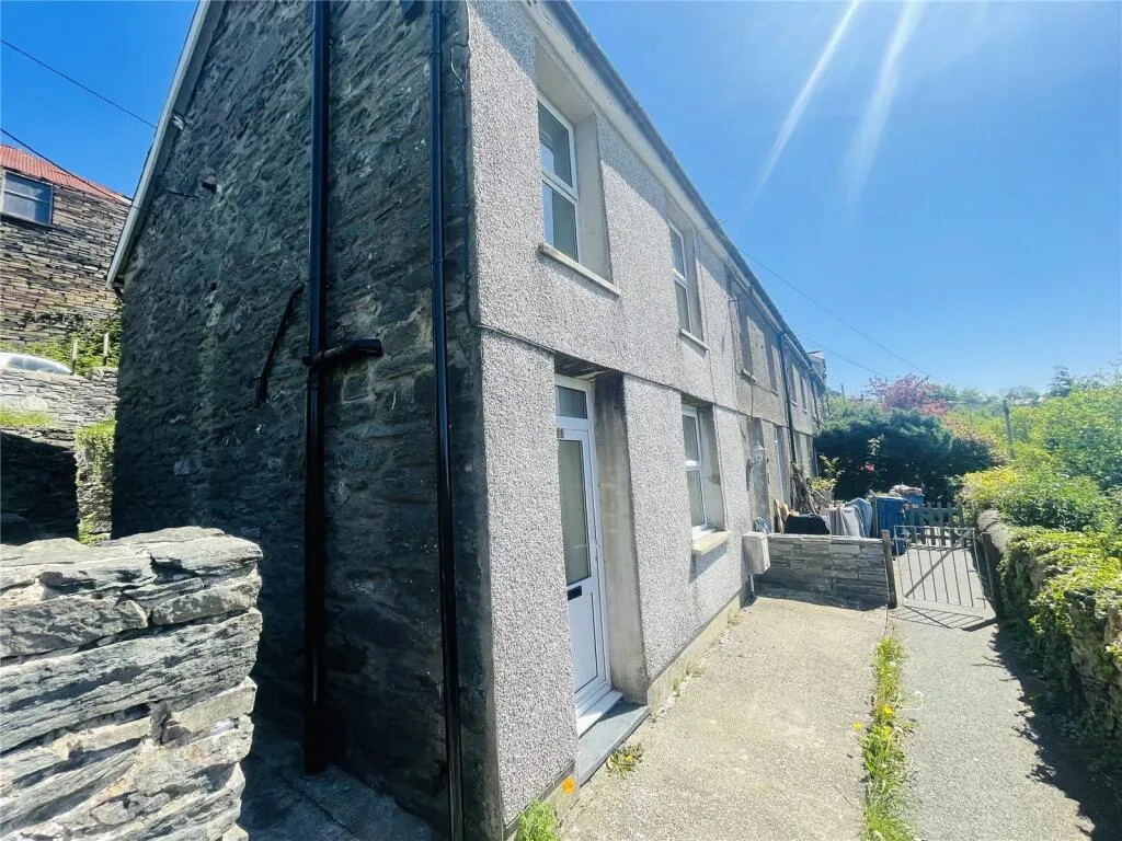 2 bed End of Terrace