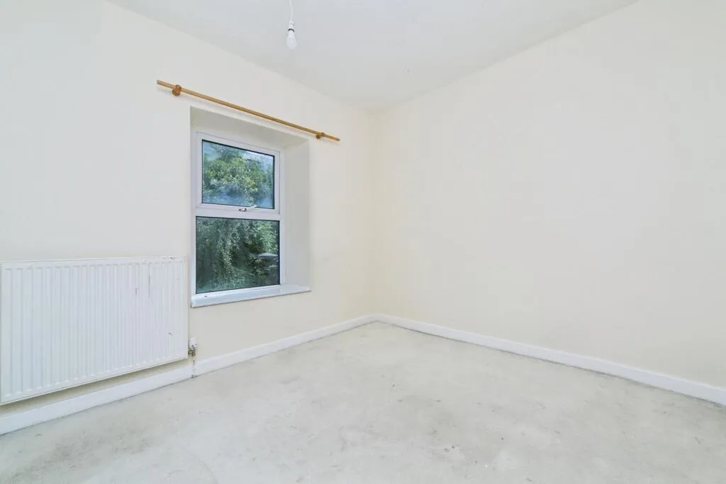 2 bed End of Terrace