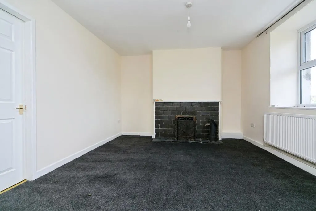 2 bed End of Terrace